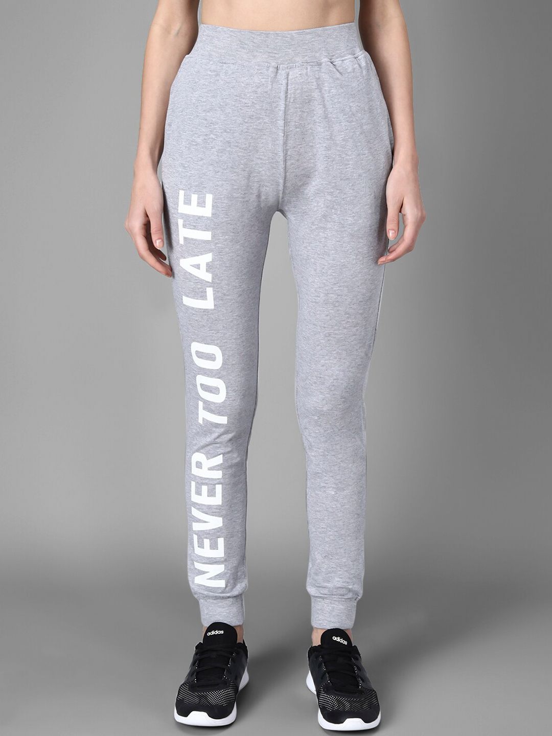 Kotty Women Grey Melange & White Printed Joggers