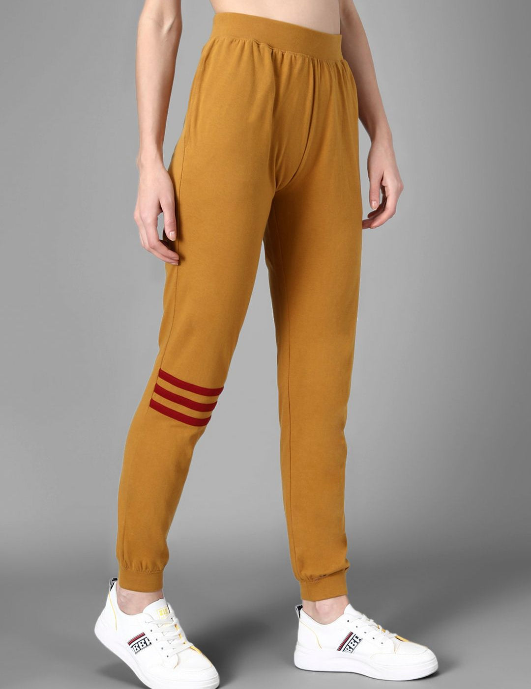 Kotty Women Mustard Yellow Solid Joggers
