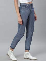 Kotty Women Blue Regular Fit Mid-Rise Low Distress Stretchable Jeans
