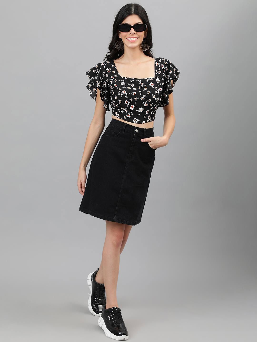 Kotty Black Floral Print Flutter Sleeve Crop Top