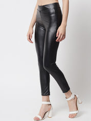 Kotty Women Black Relaxed Skinny Fit Trousers