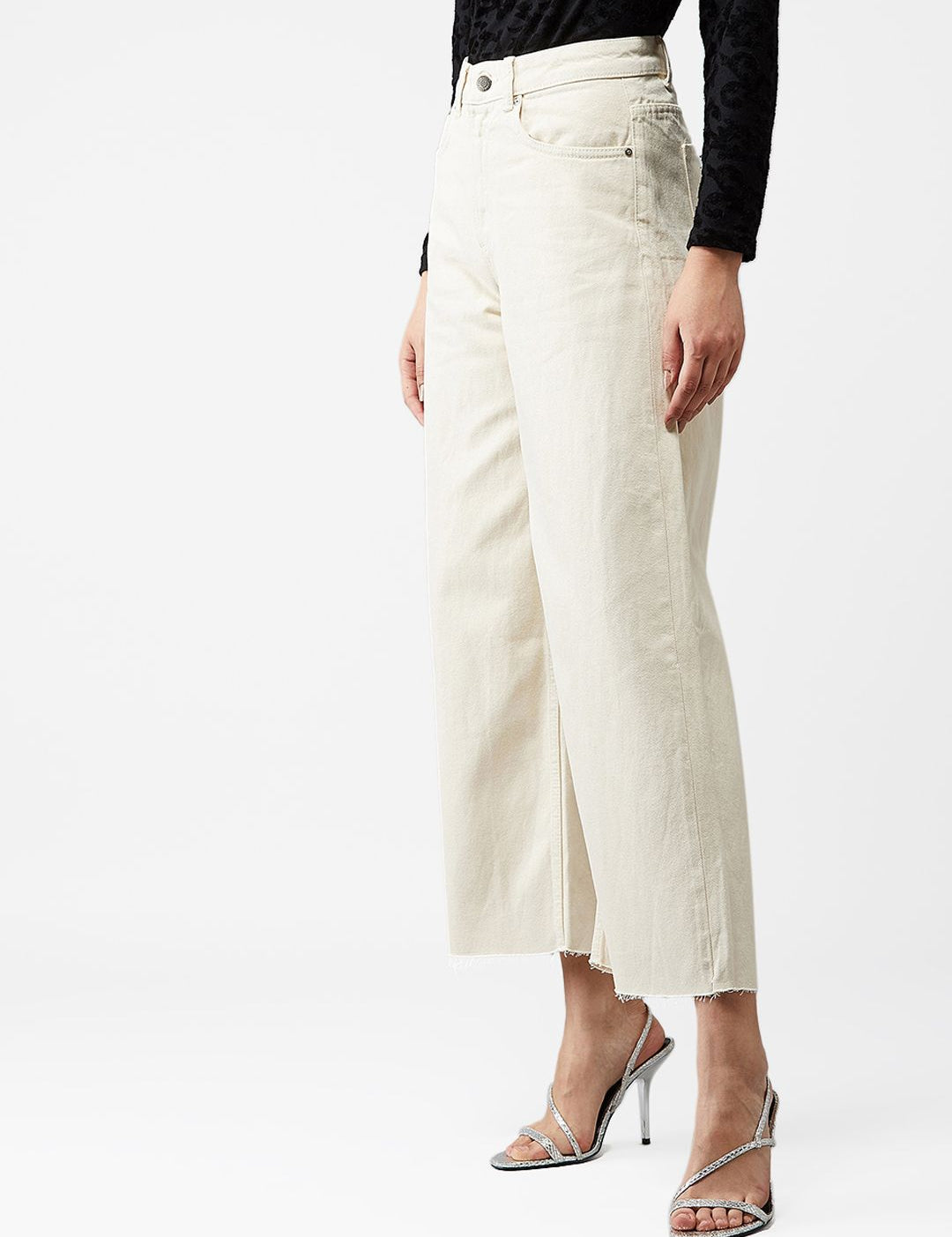 Kotty Women Cream-Coloured Flared High-Rise Clean Look Jeans
