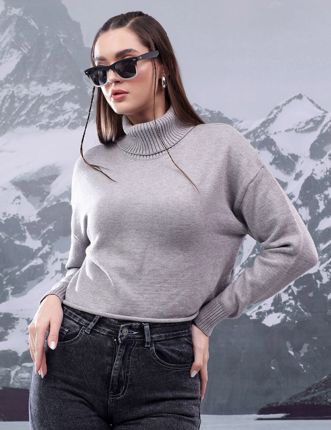 Kotty Women Turtle Neck Crop Pullover