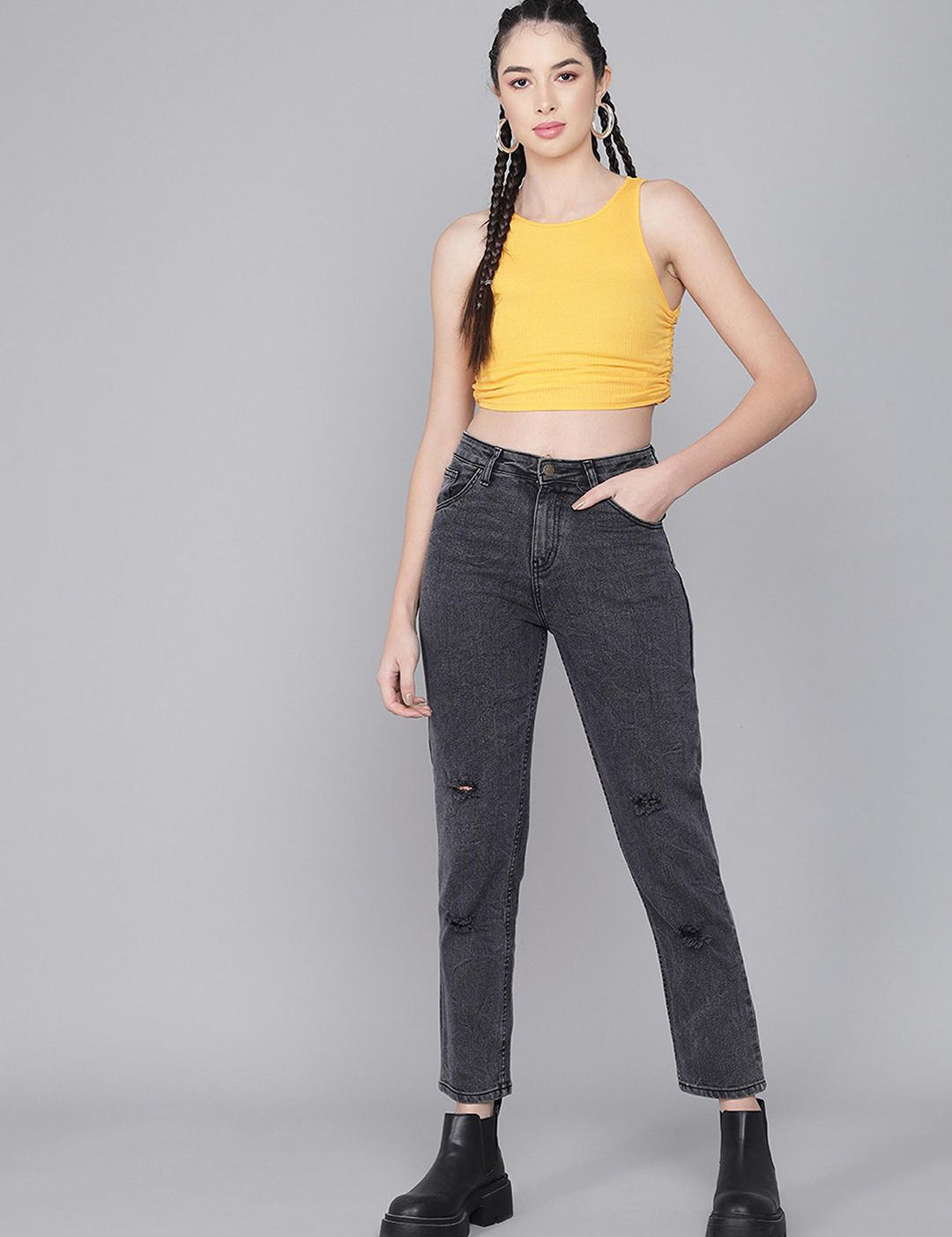 Kotty Women Slim Fit Mildly Distressed Stretchable Jeans