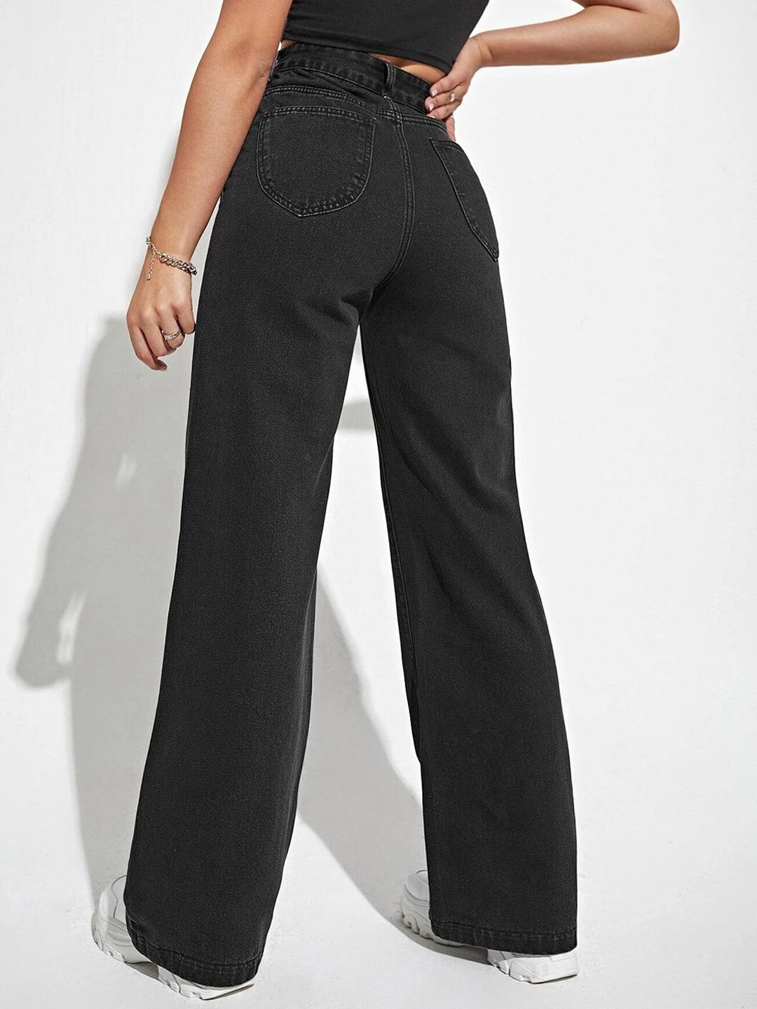 Kotty Women Black Jean Straight Fit High-Rise Mildly Distressed Jeans