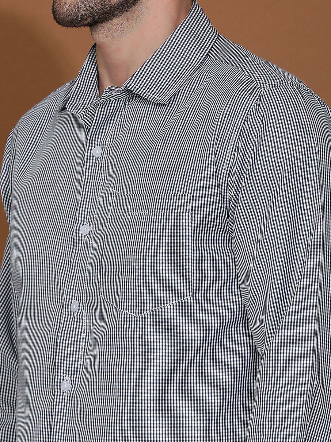 Kotty New Micro Checks Spread Collar Casual Shirt