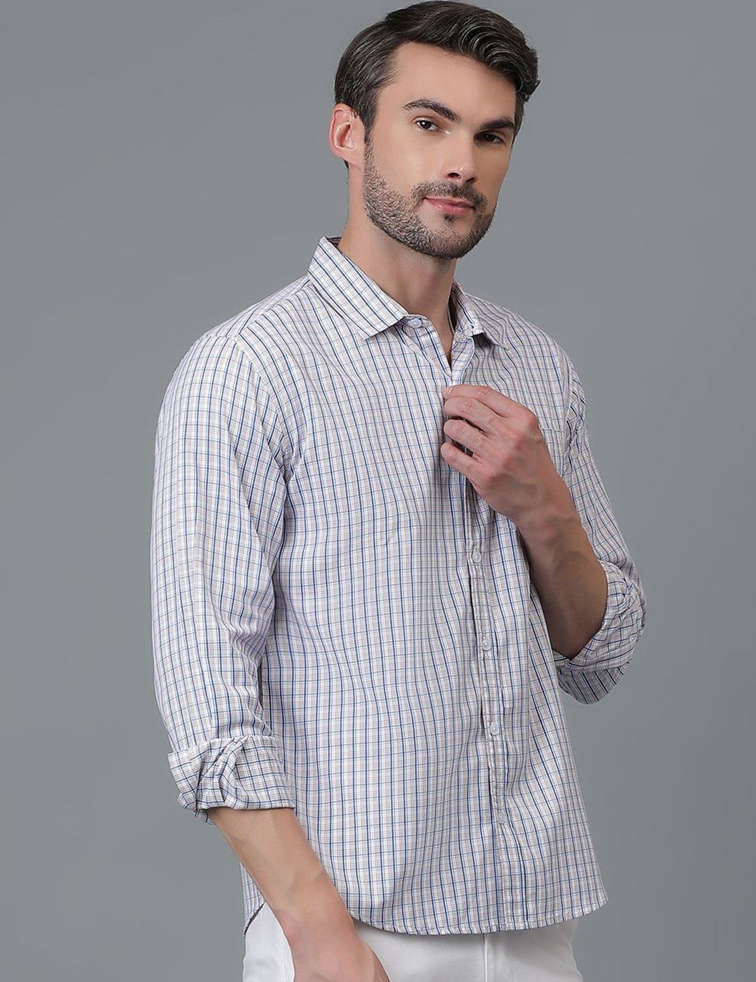 Kotty New Checked Spread Collar Casual Shirt