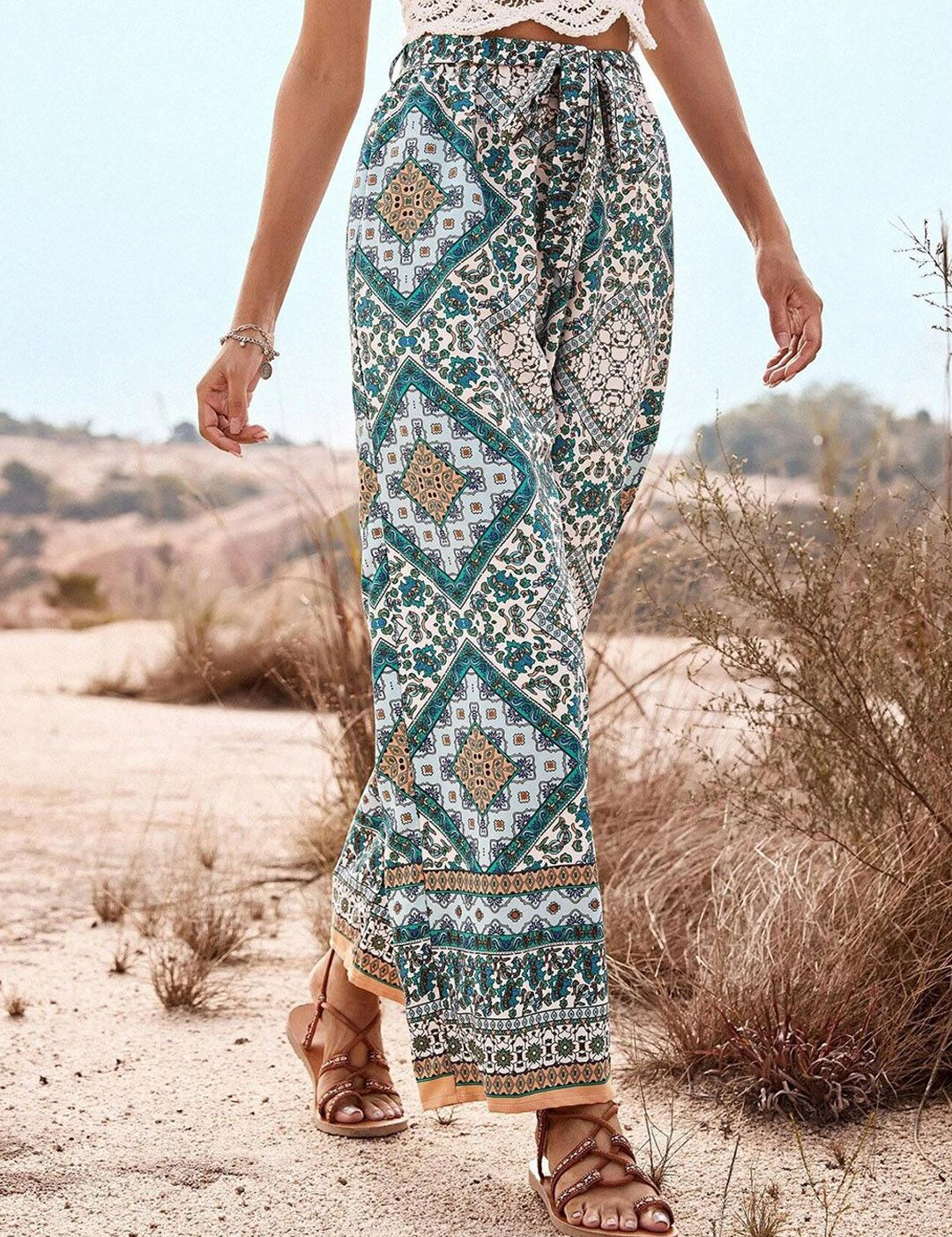 Kotty Women Multicoloured Ethnic Motifs Printed Relaxed High-Rise Easy Wash Trousers