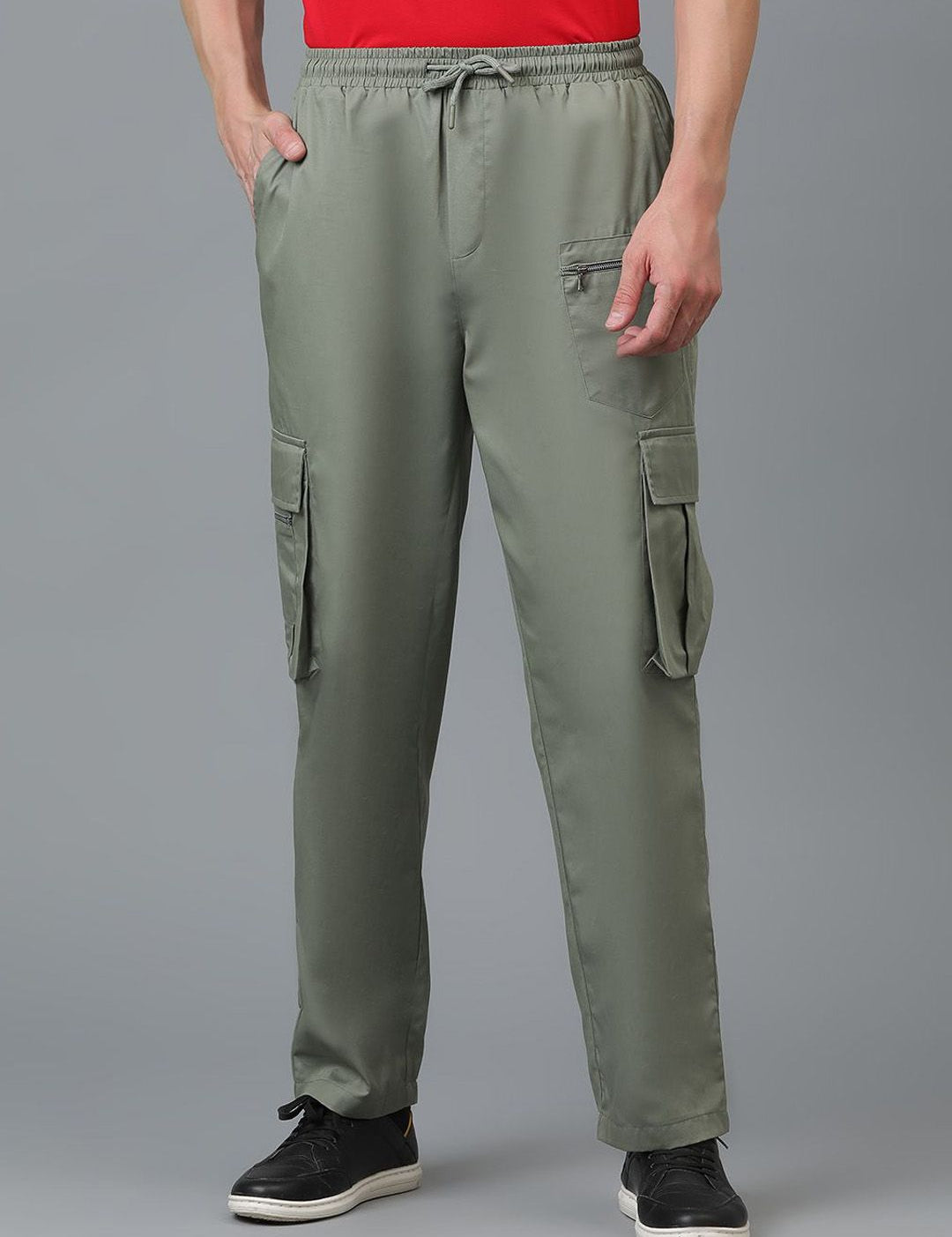 Kotty Men Relaxed Low-Rise Easy Wash Cargos Trousers