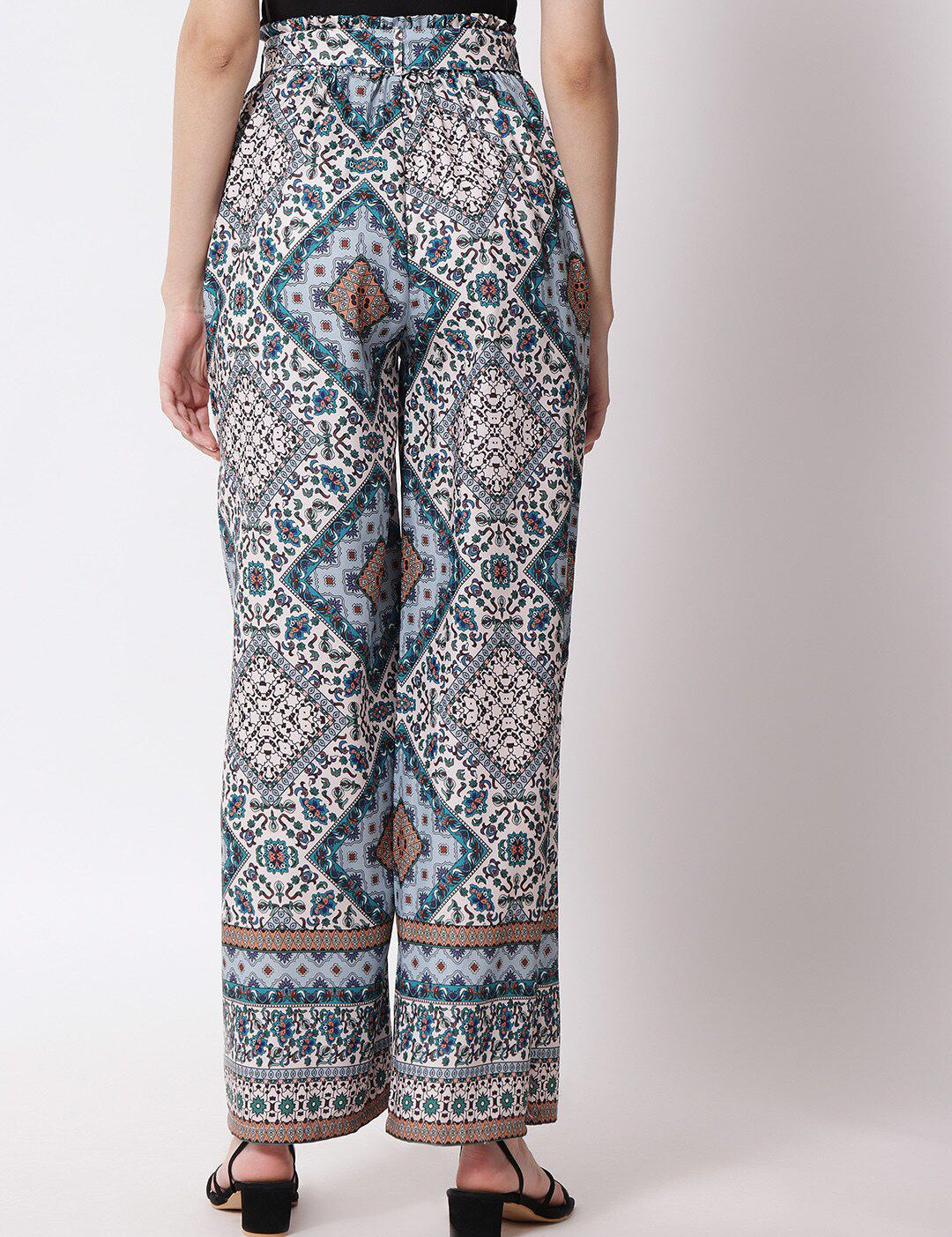 Kotty Women Blue and White Ethnic Motifs Printed Relaxed High-Rise Easy Wash Trousers