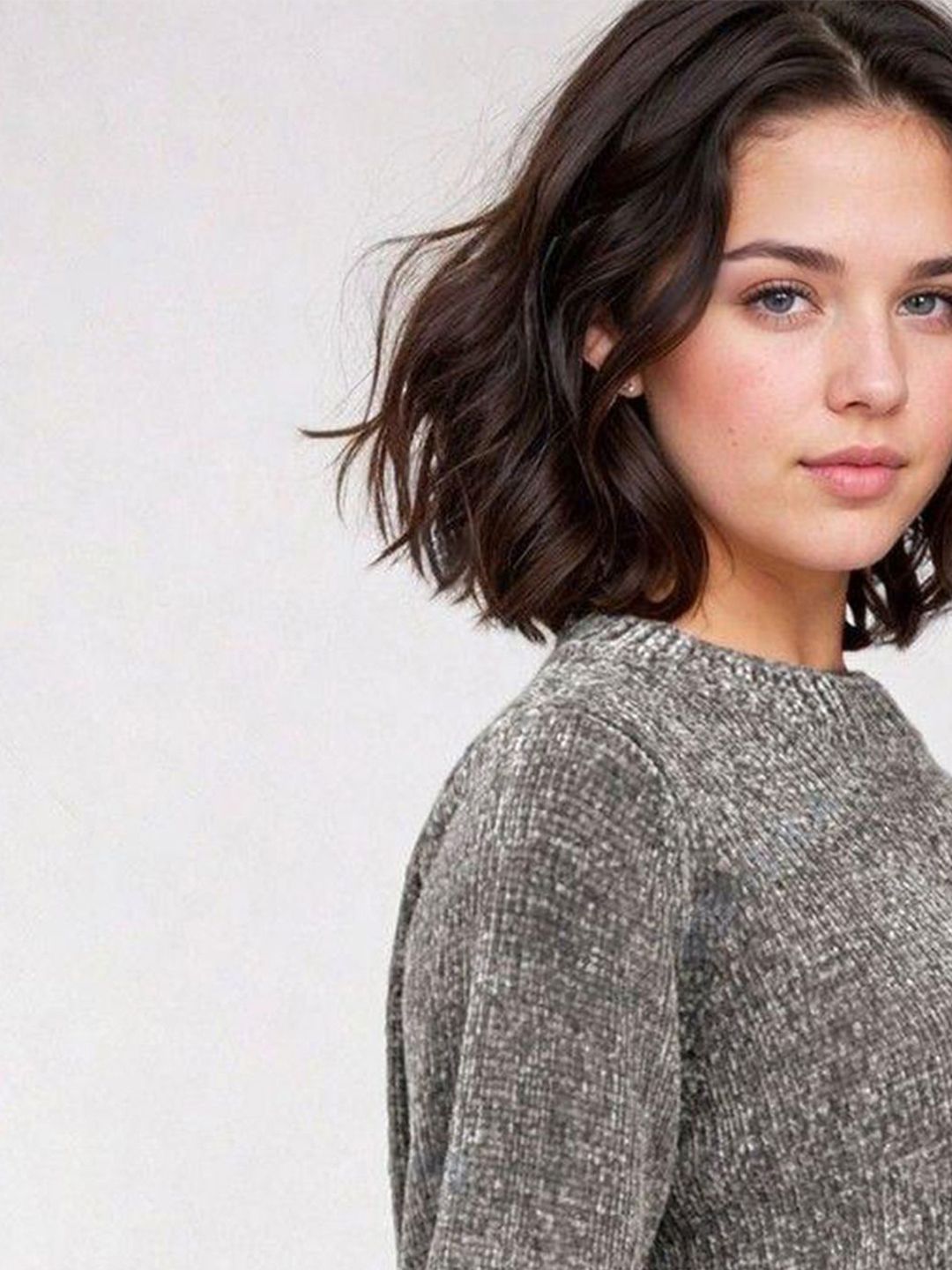 Kotty Women Round Neck Pullover