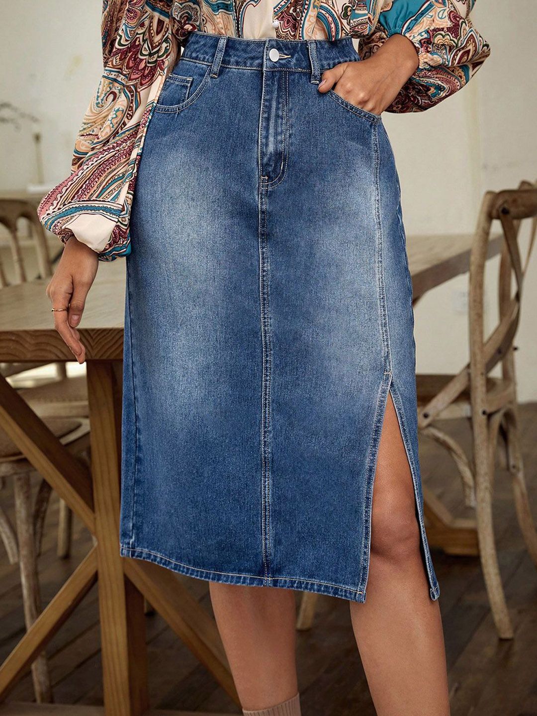  Kotty Straight Midi Skirts