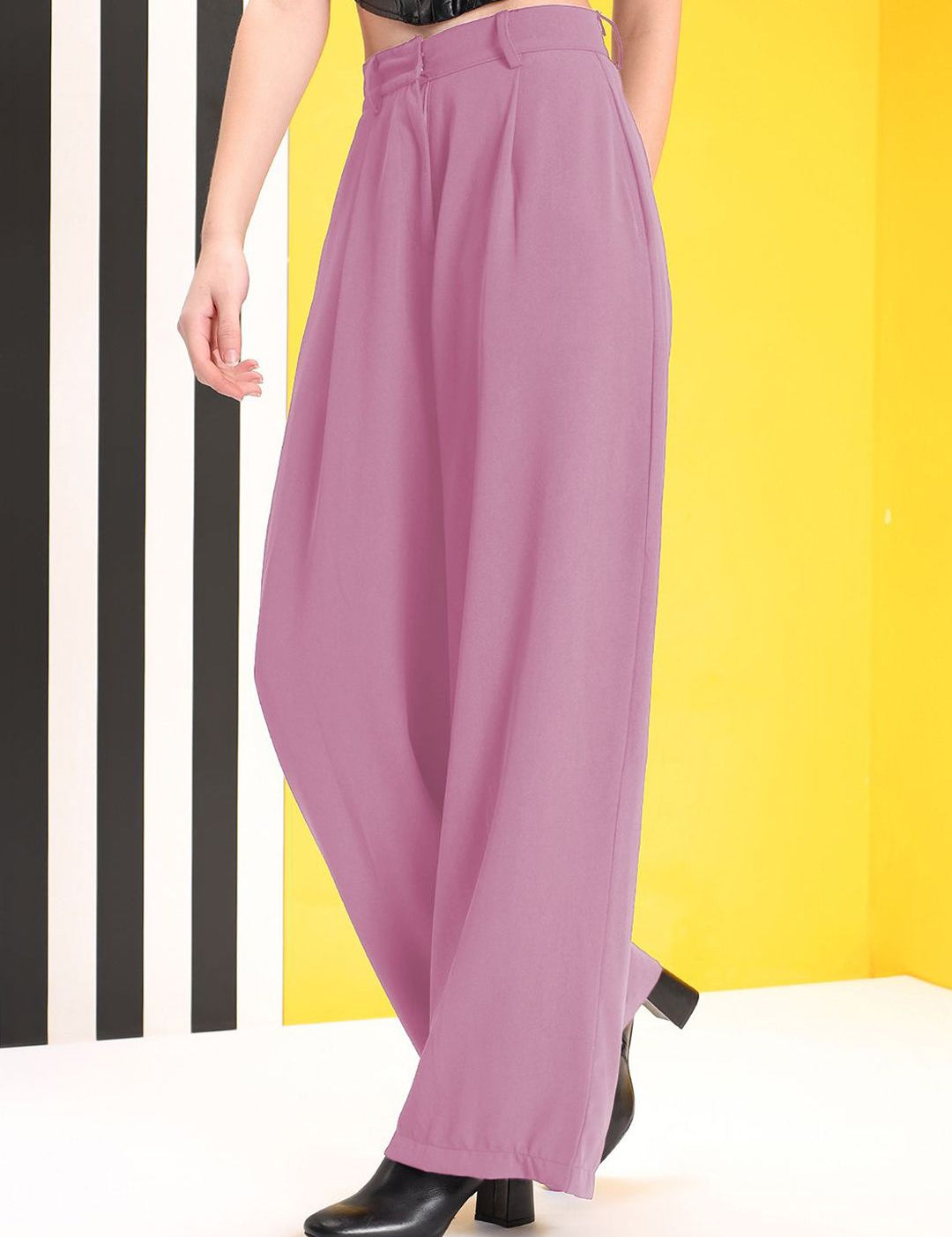 Kotty Women Loose Fit High-Rise Corduroy Pleated Trousers