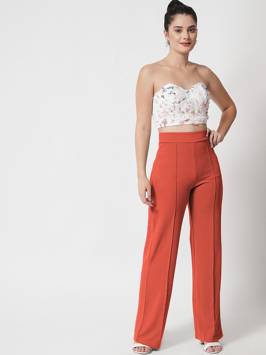 Kotty Women Relaxed Straight Fit High-Rise Easy Wash Parallel Trousers