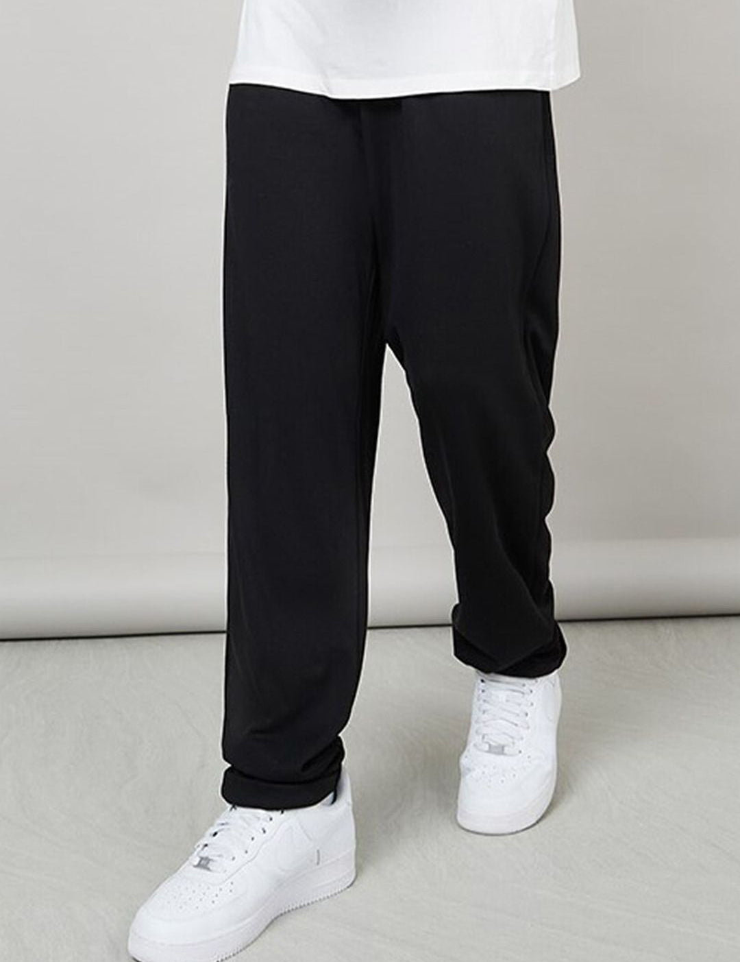 Kotty Men Mid-Rise Relaxed-Fit Track Pants