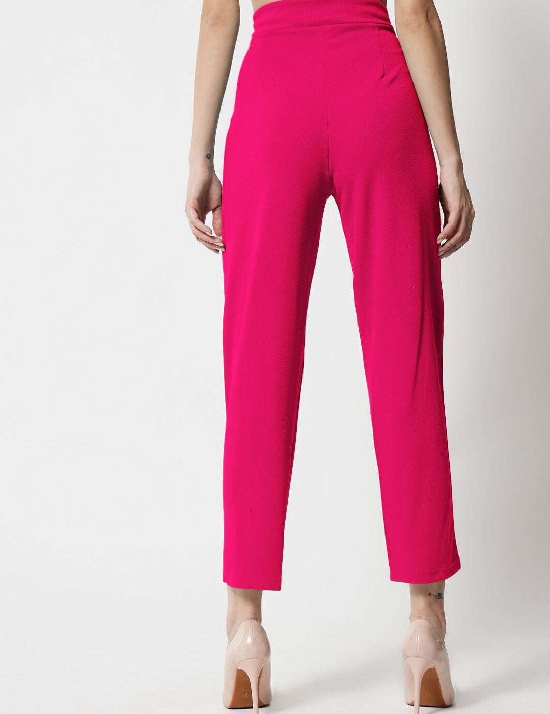 Kotty Women Relaxed Straight Fit High-Rise Easy Wash Trousers