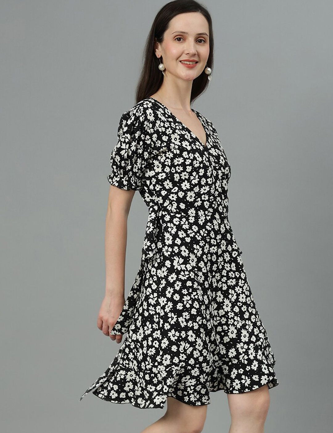 Kotty Black & White Floral Printed Puff Sleeves Crepe Wrap Dress