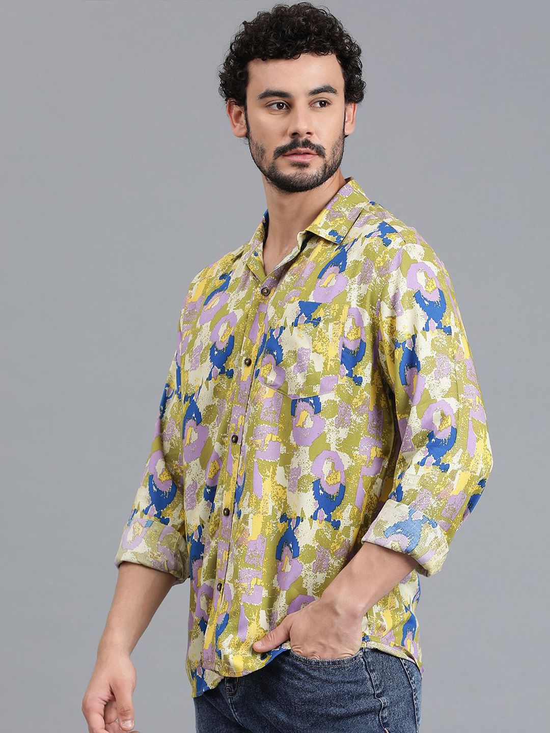 Kotty New Relaxed Fit Abstract Printed Casual Shirt