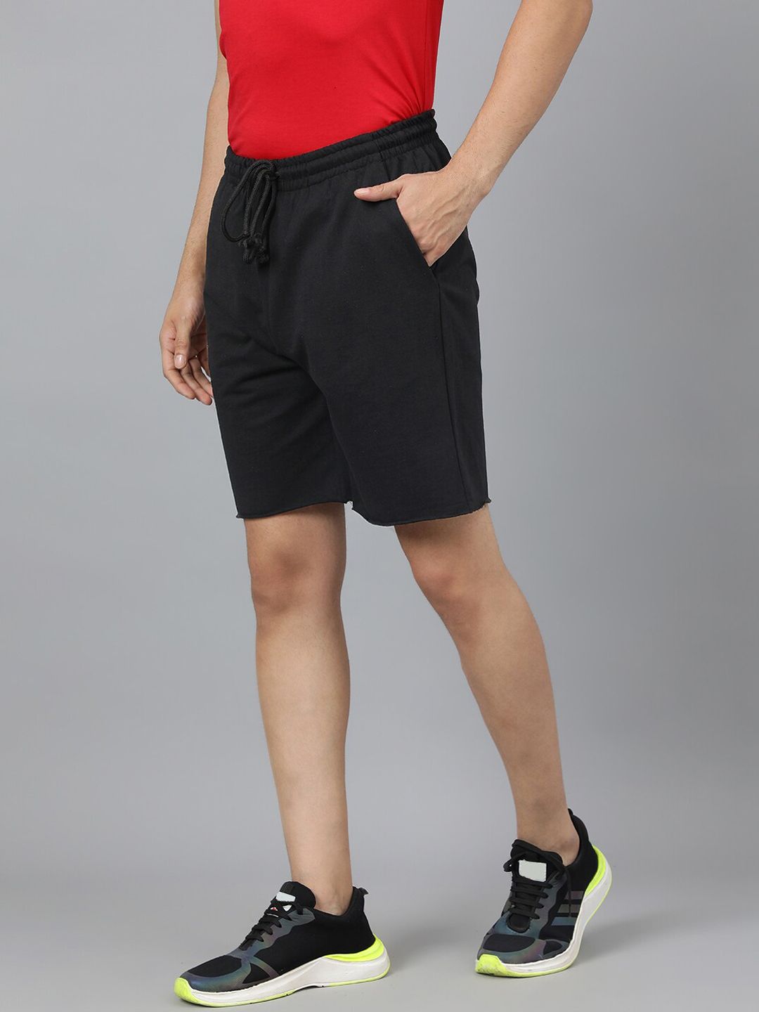 Kotty Men Black Mid-Rise Regular Shorts