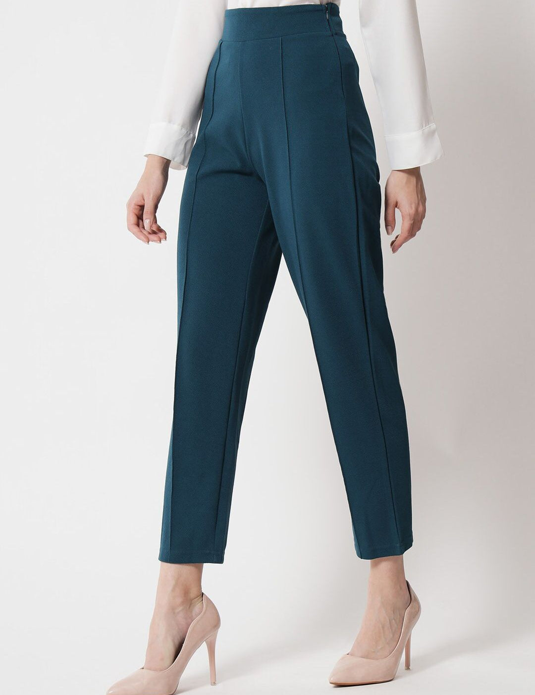 Kotty Women Green Relaxed Straight Fit High-Rise Easy Wash Trouser