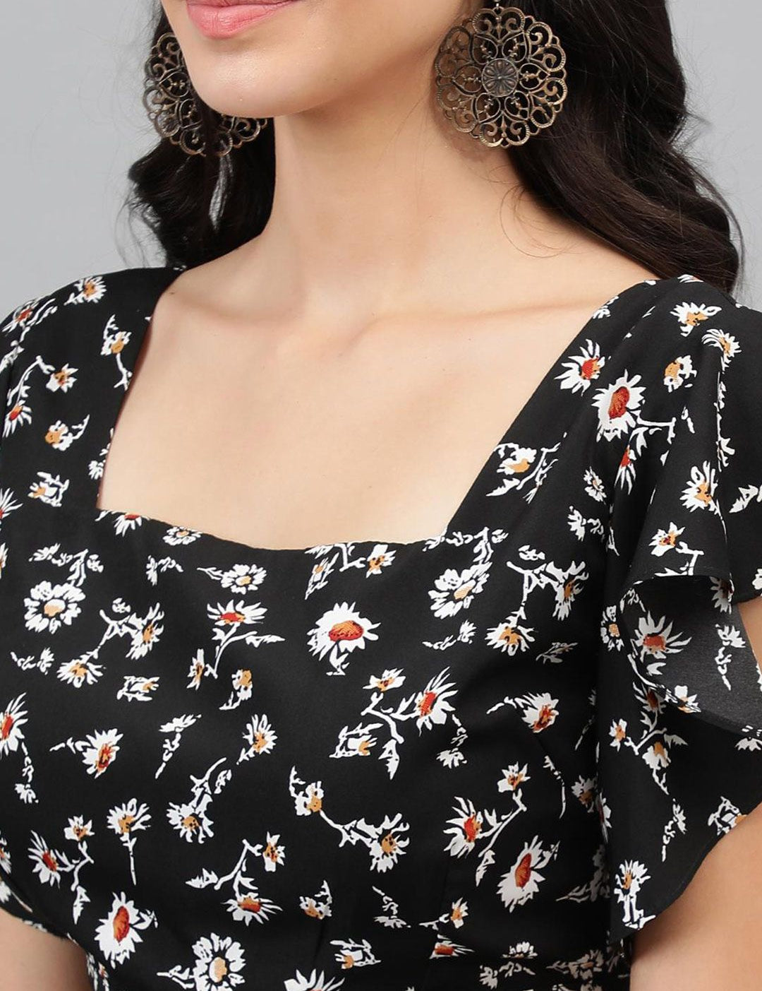 Kotty Black Floral Print Flutter Sleeve Crop Top