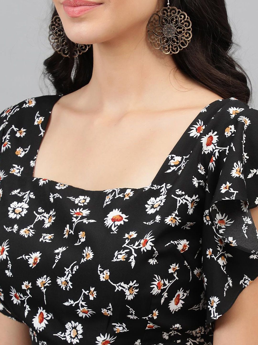 Kotty Black Floral Print Flutter Sleeve Crop Top