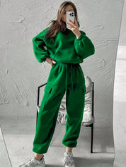Kotty Green Hooded Sweatshirt With Joggers 