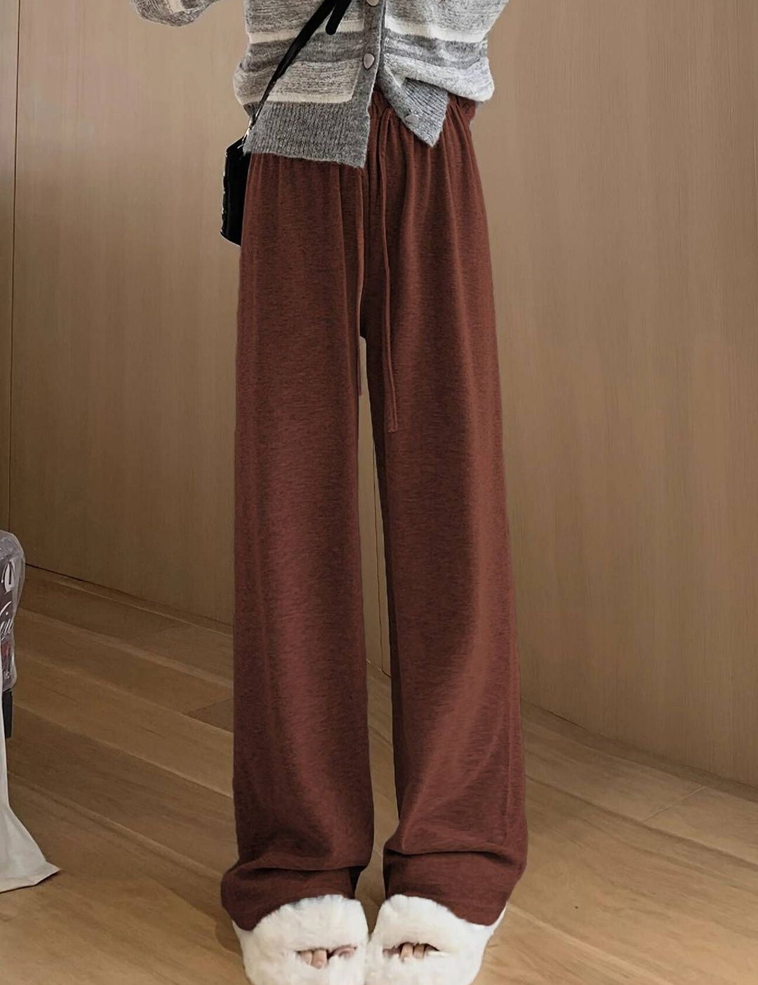 Kotty Women Relaxed Straight Leg High-Rise Trousers