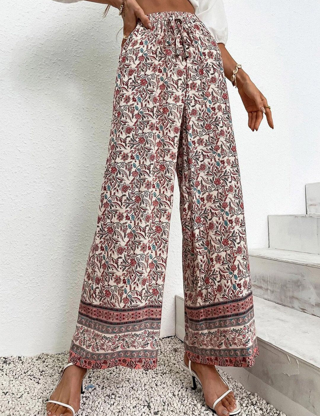 Kotty Women Cream-Coloured Ethnic Motifs Printed Relaxed Straight Fit High-Rise Easy Wash Trousers