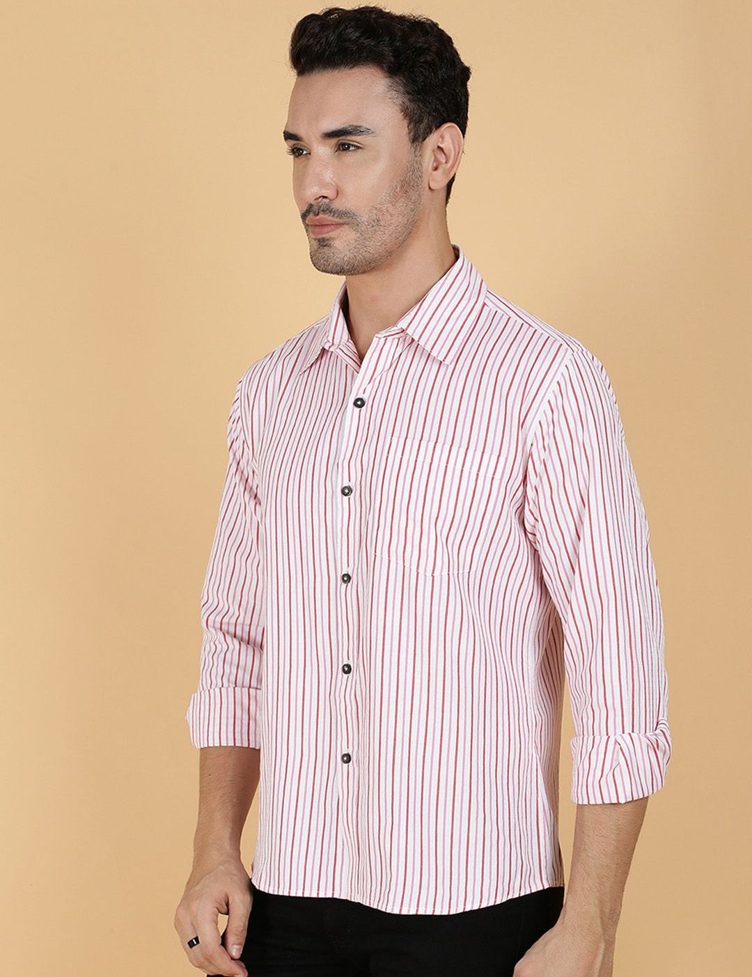 Kotty Men Relaxed Spread Collar Graphic Printed Casual Shirt