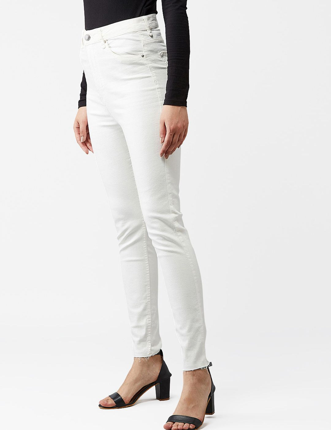 Kotty Women White Skinny Fit High-Rise Clean Look Jeans