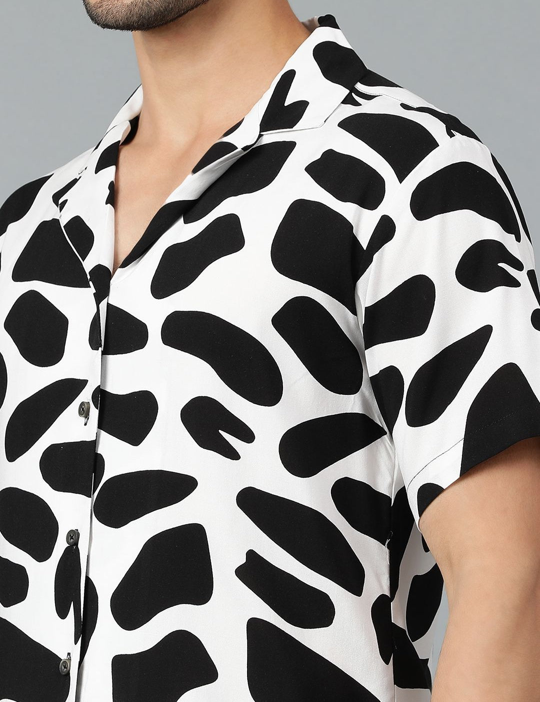 Kotty Men Cuban Collar Abstract Printed Casual Shirt