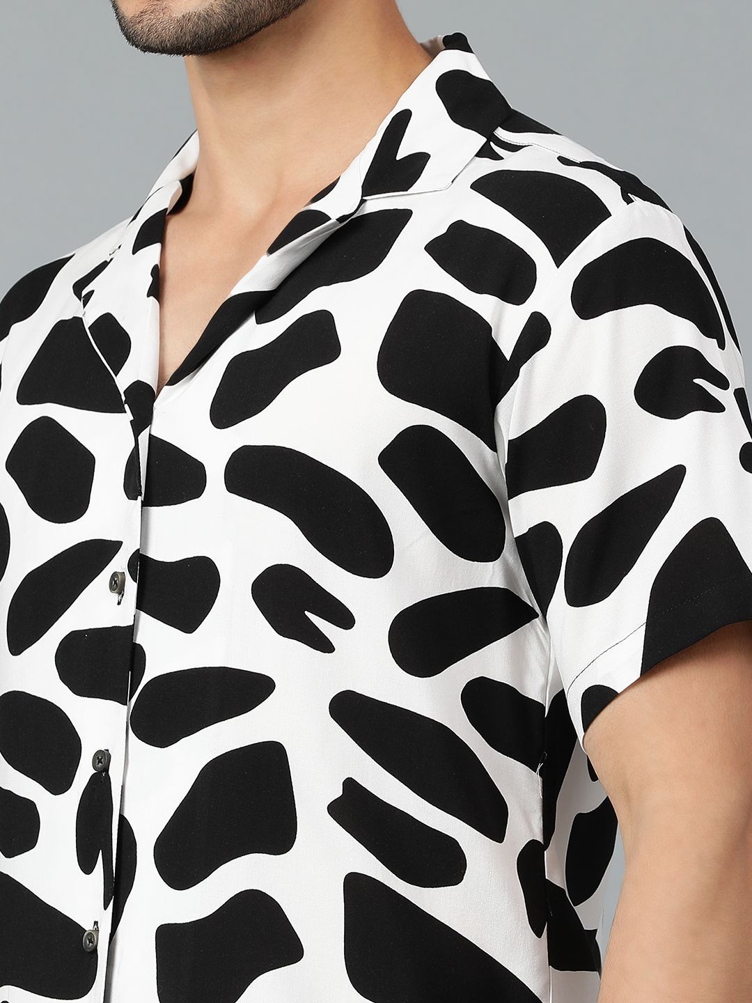 Kotty Men Cuban Collar Abstract Printed Casual Shirt