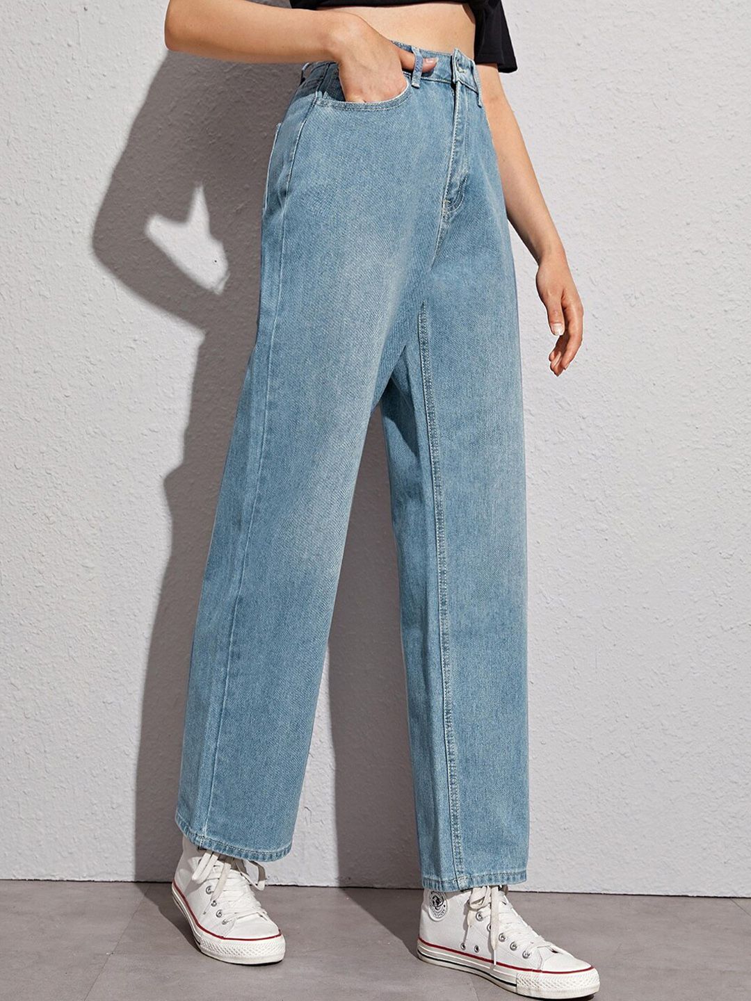 Kotty Women Straight Fit High-Rise Stretchable Jeans