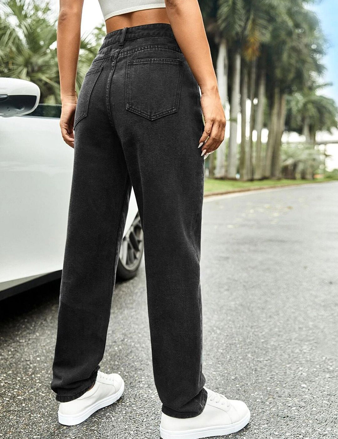 Kotty Women Black Jean Straight Fit High-Rise Slash Knee Stretchable Jeans