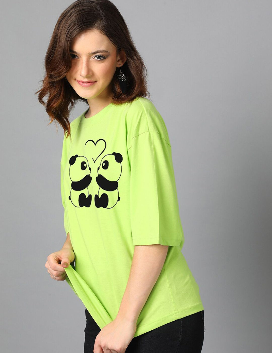 Kotty Green Graphic Printed Drop-Shoulder Sleeves Oversized T-shirt