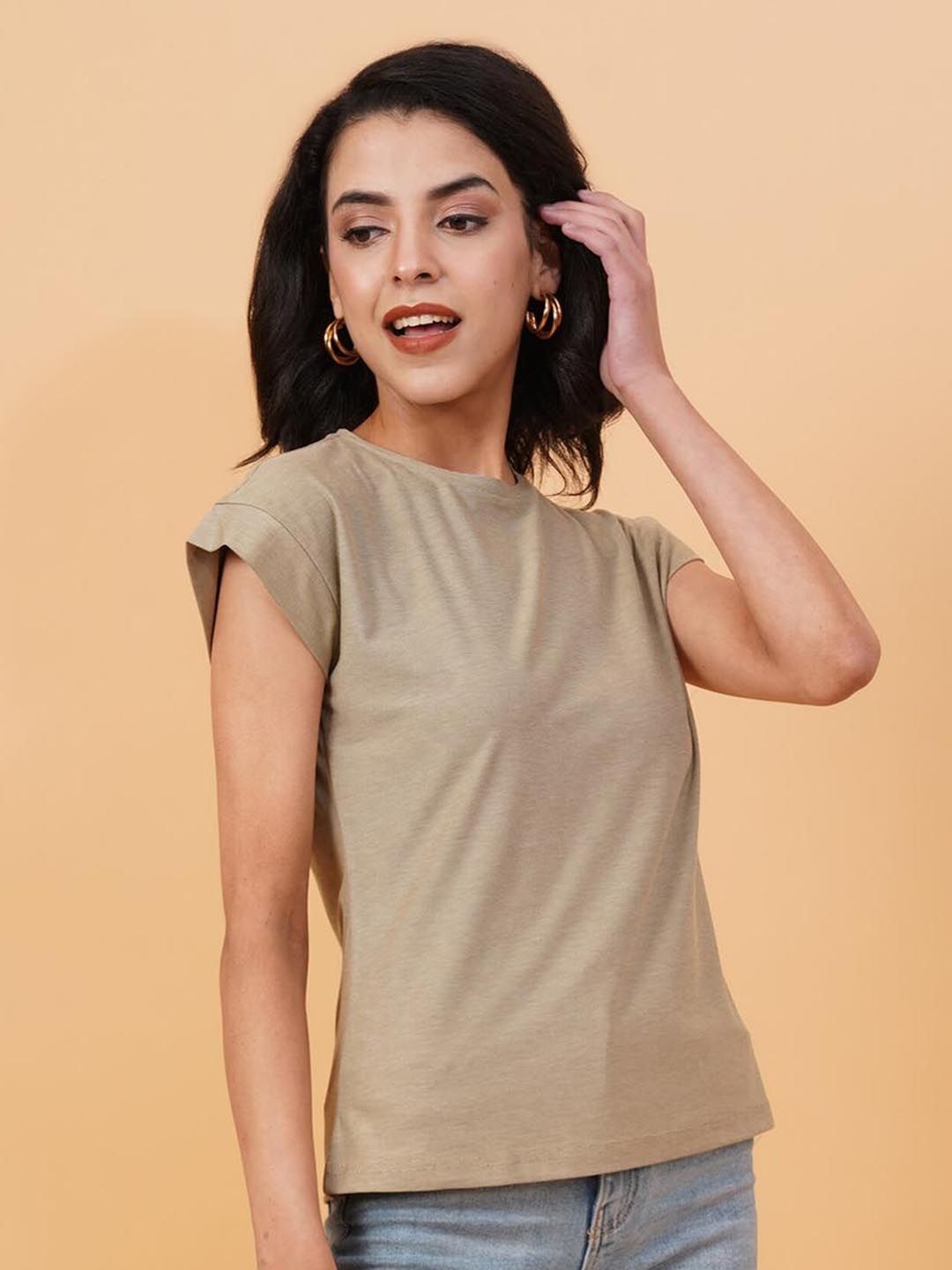 Kotty Round Neck Extended Sleeves Regular Fit T-shirt