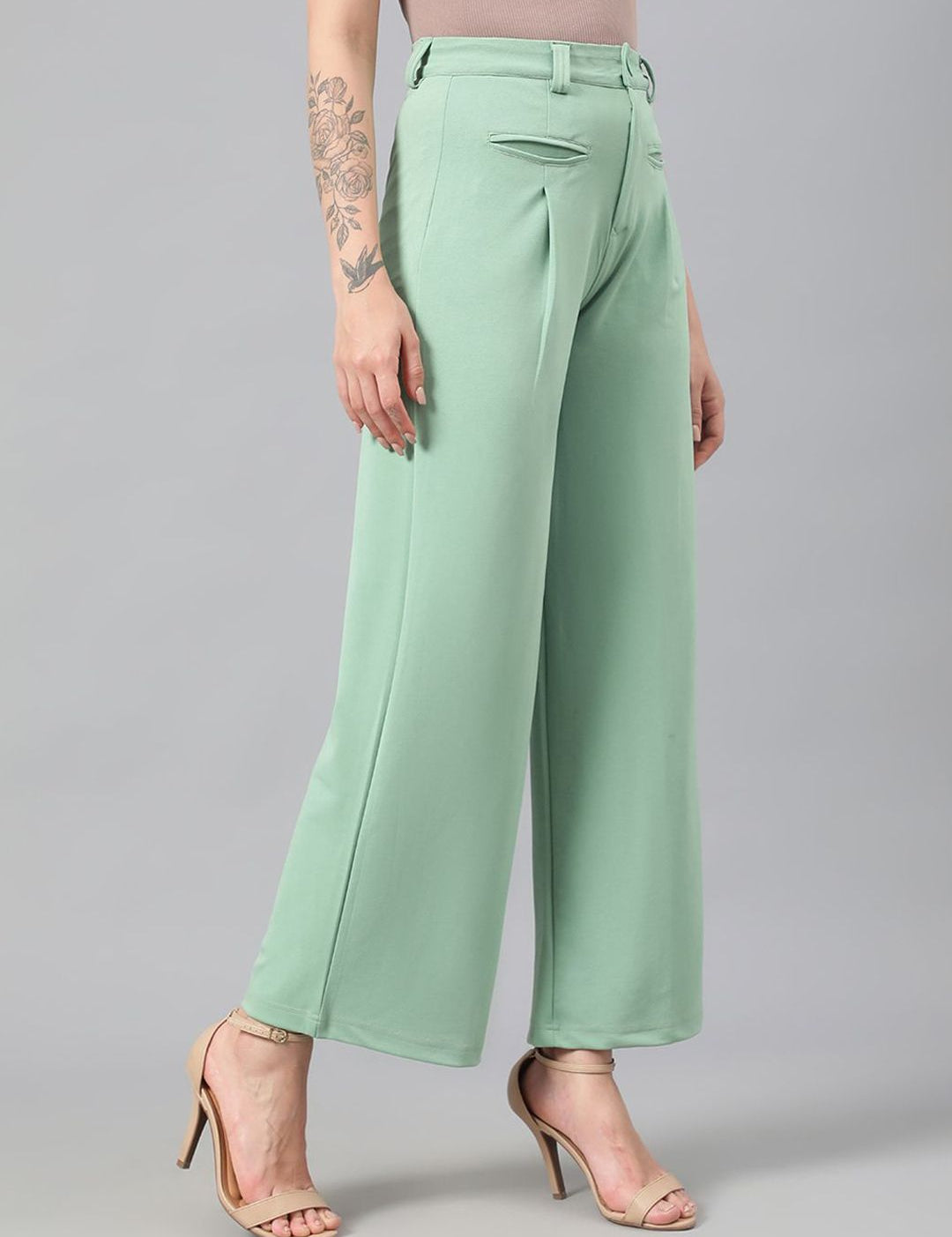 Kotty Women Relaxed Straight Fit High-Rise Easy Wash Trousers