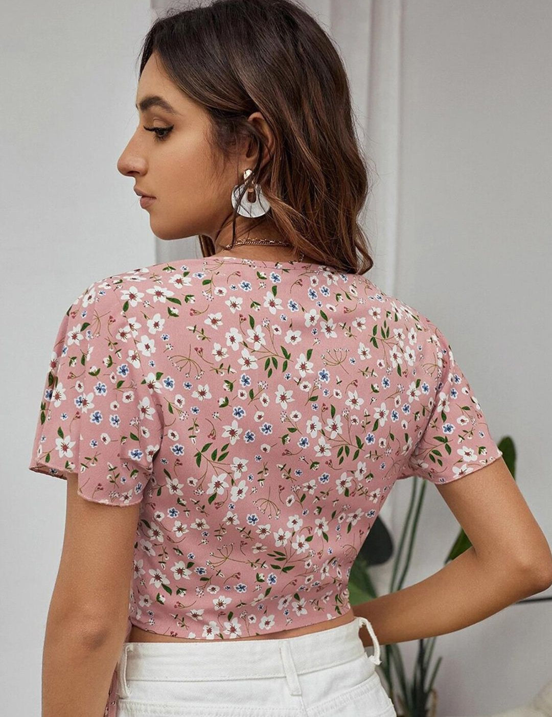 Kotty Women Pink Floral Print Crepe Wrap Crop Top