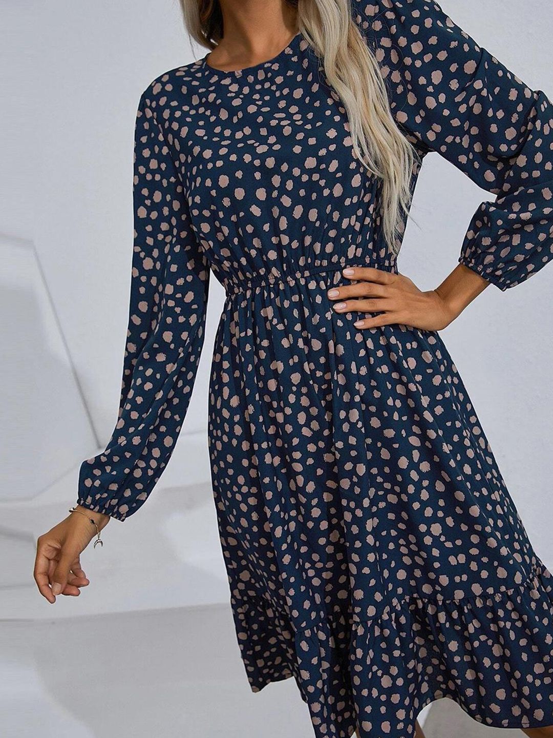 Kotty Navy Blue & Beige Abstract Printed Puff Sleeves Crepe Fit & Flare Dress