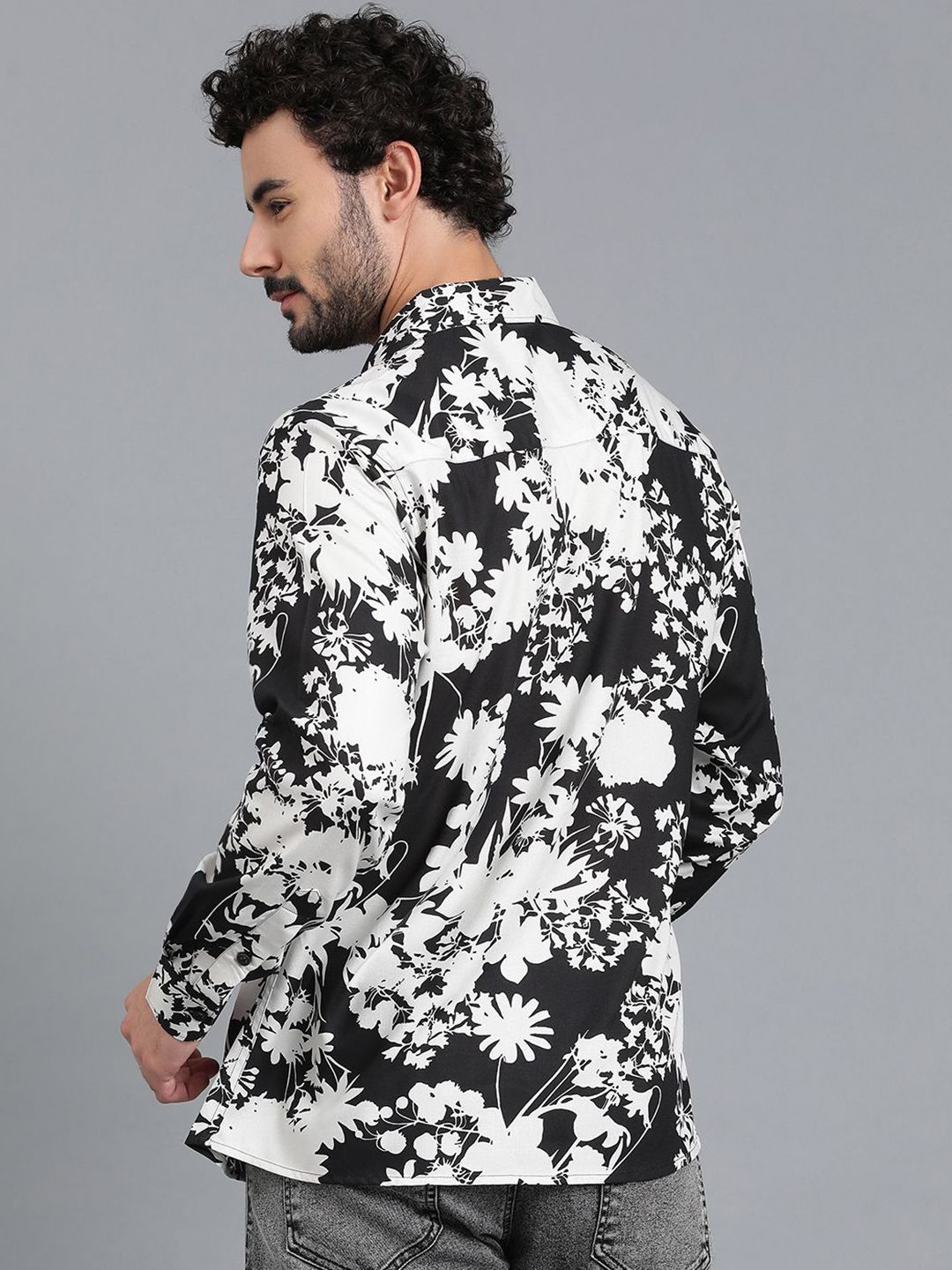 Kotty New Relaxed Fit Floral Printed Casual Shirt