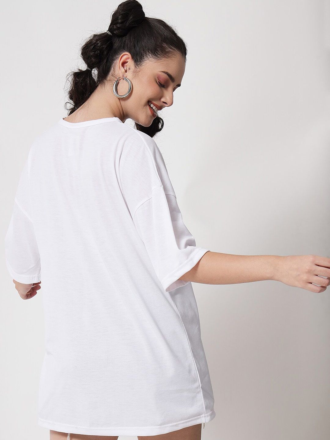 Kotty Women White Typography Printed Oversized T-shirt