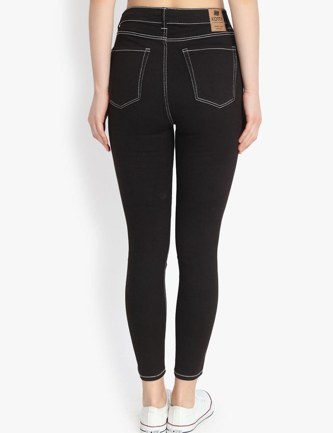 Kotty Women Black Skinny Fit High-Rise Clean Look Stretchable Jeans