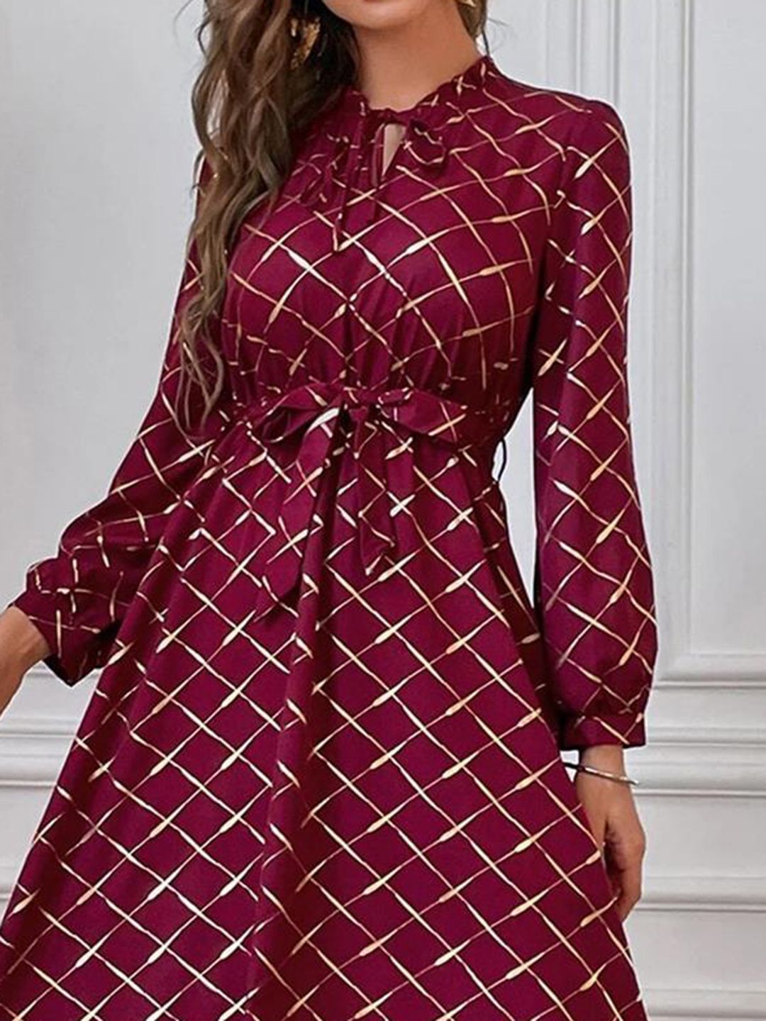 Kotty Maroon Checked Printed Tie-Up Neck Puff Sleeves Fit & Flare Midi Dress