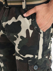 Kotty Men Cream-Coloured & Olive Green Regular Fit Camouflage Printed Cargos