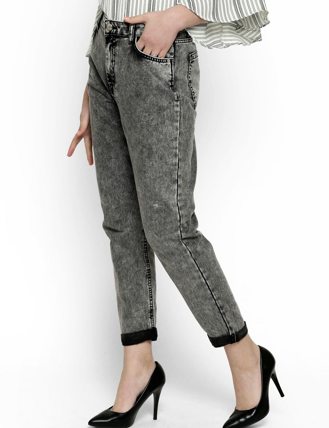 Kotty Women Grey Boyfriend Fit High-Rise Clean Look Jeans