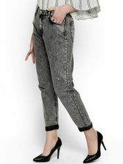 Kotty Women Grey Boyfriend Fit High-Rise Clean Look Jeans