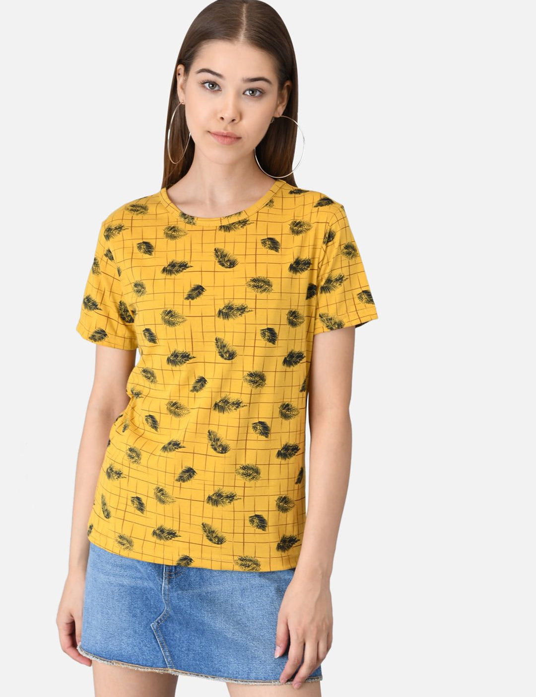 Kotty Women Yellow Printed Round Neck T-shirt