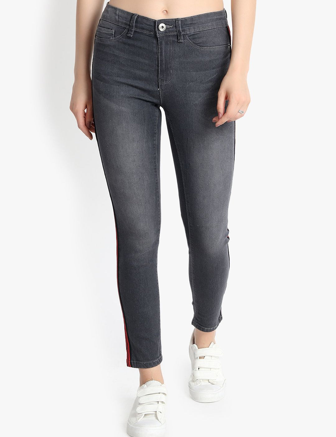 Kotty Women Black Skinny Fit High-Rise Clean Look Jeans