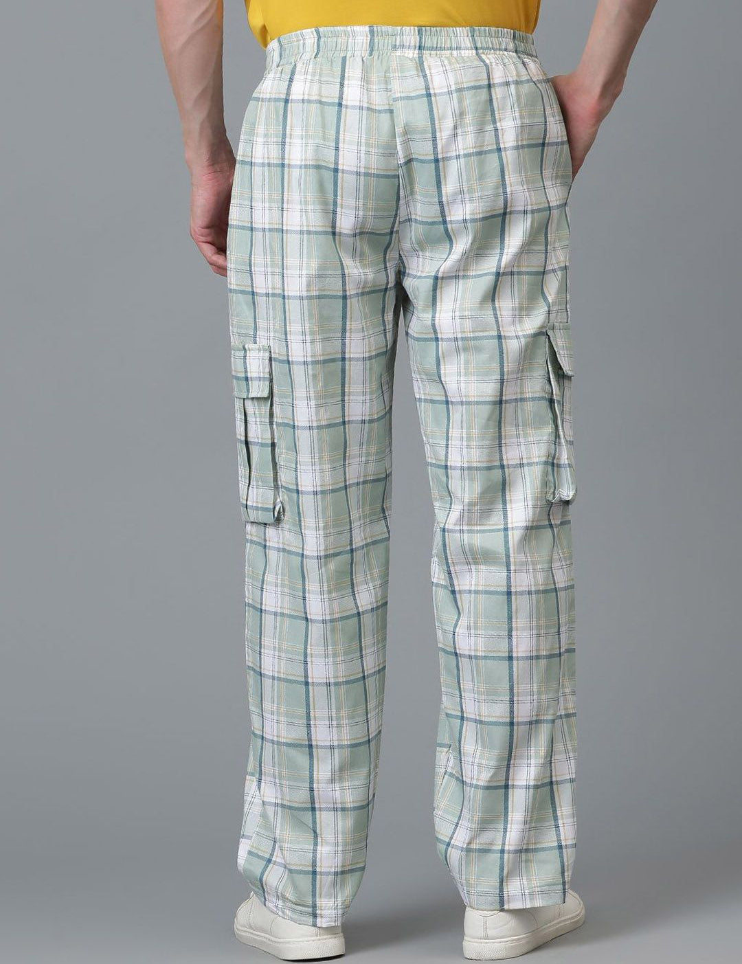 Kotty Men Checked Relaxed Low-Rise Easy Wash Trousers